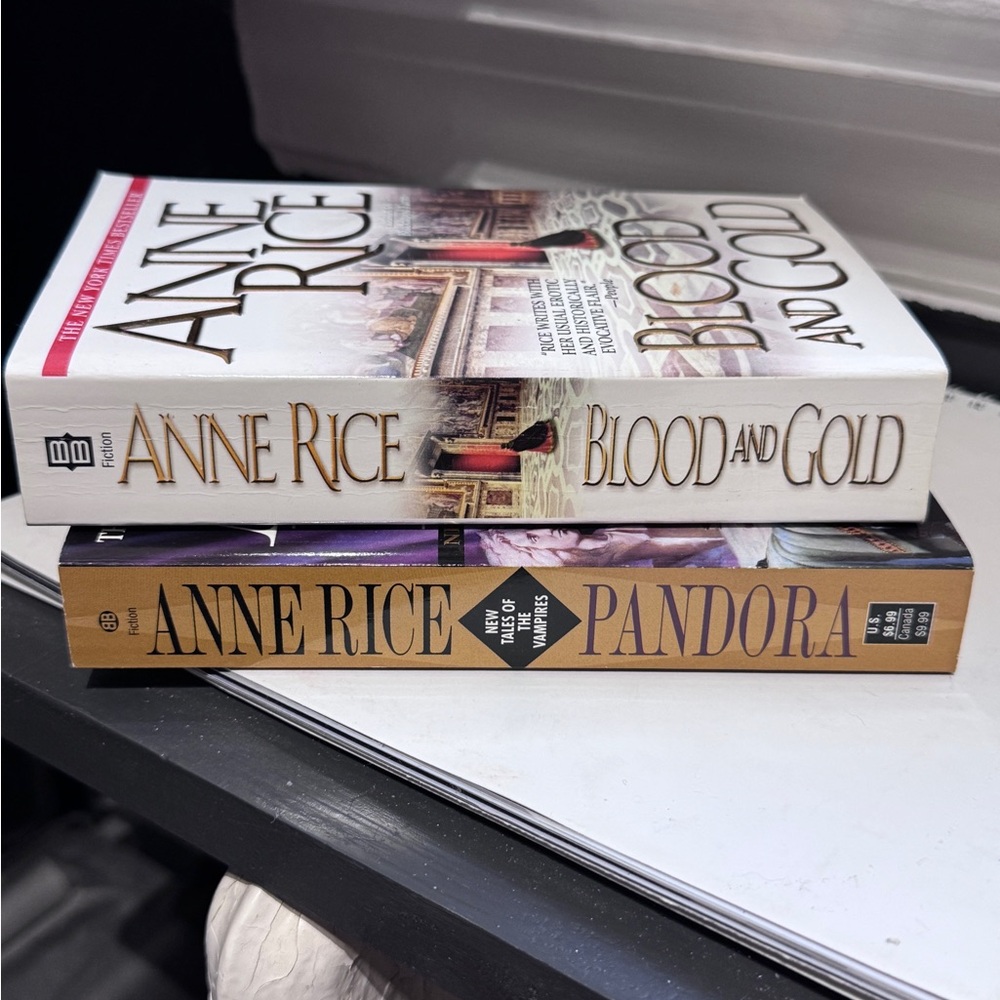 🩸 Anne Rice Vampire Chronicles Bundle Blood & Gold + Pandora Vintage Paperbacks - Picture 16 of 16